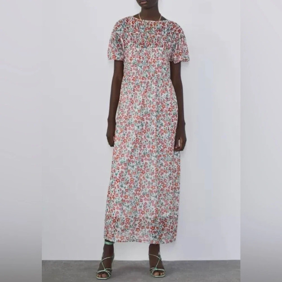 ZARA Floral Smocked Maxi Dress Puff Sleeve Size Small Bohemian Preppy Casual - Picture 6 of 7